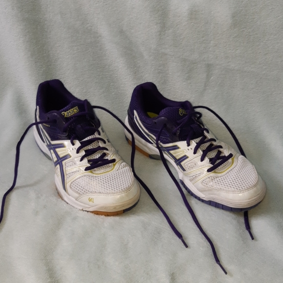 Court shoes - Picture 1 of 3